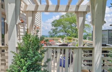 09_custom-cedar-pergola-handcrafted-corbels.JPG