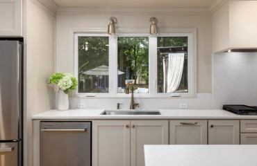 2355_Lime_Rock_Rd_Vestavia_Kitchen10.jpg