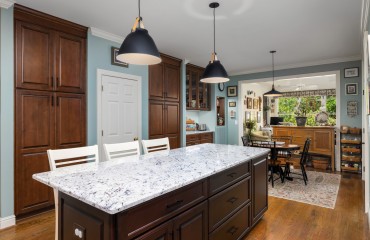 250_Trace_Ridge_Rd_-_Kitchen_-_SouthFace_Renovations-10.jpg