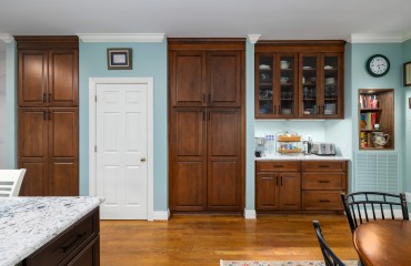 250_Trace_Ridge_Rd_-_Kitchen_-_SouthFace_Renovations-13.jpg