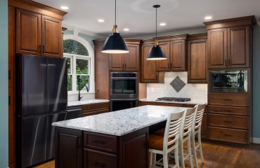 250_Trace_Ridge_Rd_-_Kitchen_-_SouthFace_Renovations-3.jpg