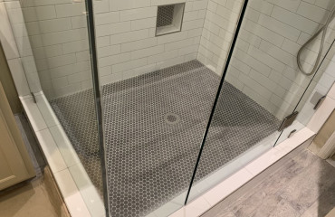 shower_glass_installed_3.JPG