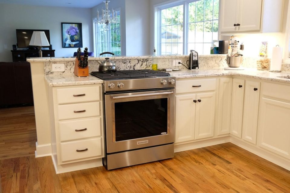 House Interior Painted and Remodeled – photo 2