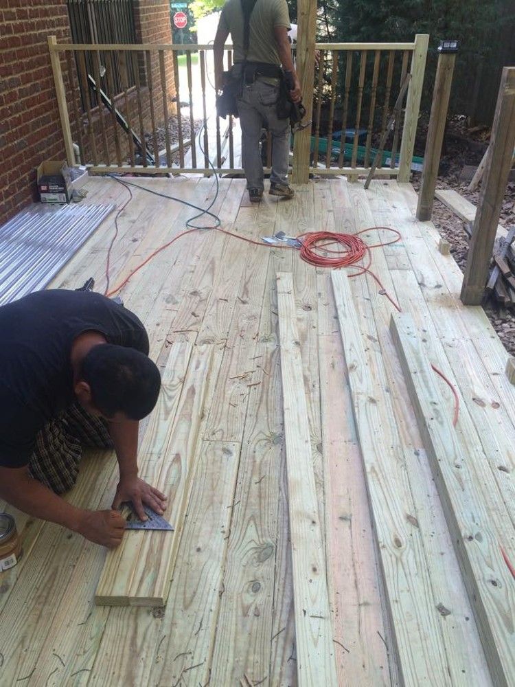 Deck with a clear corrugated roof system – photo 4