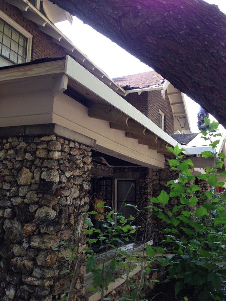 Exterior painted, new roof installed in Birmingham, AL – photo 9