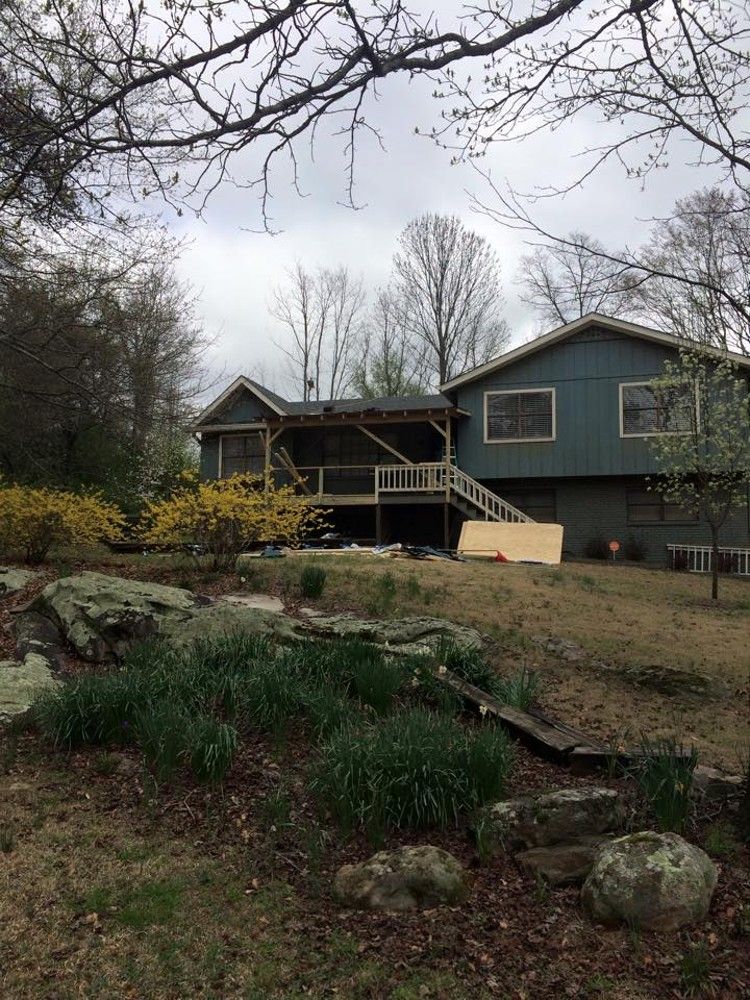 House exterior painted, deck built in Birmingham, AL – photo 17