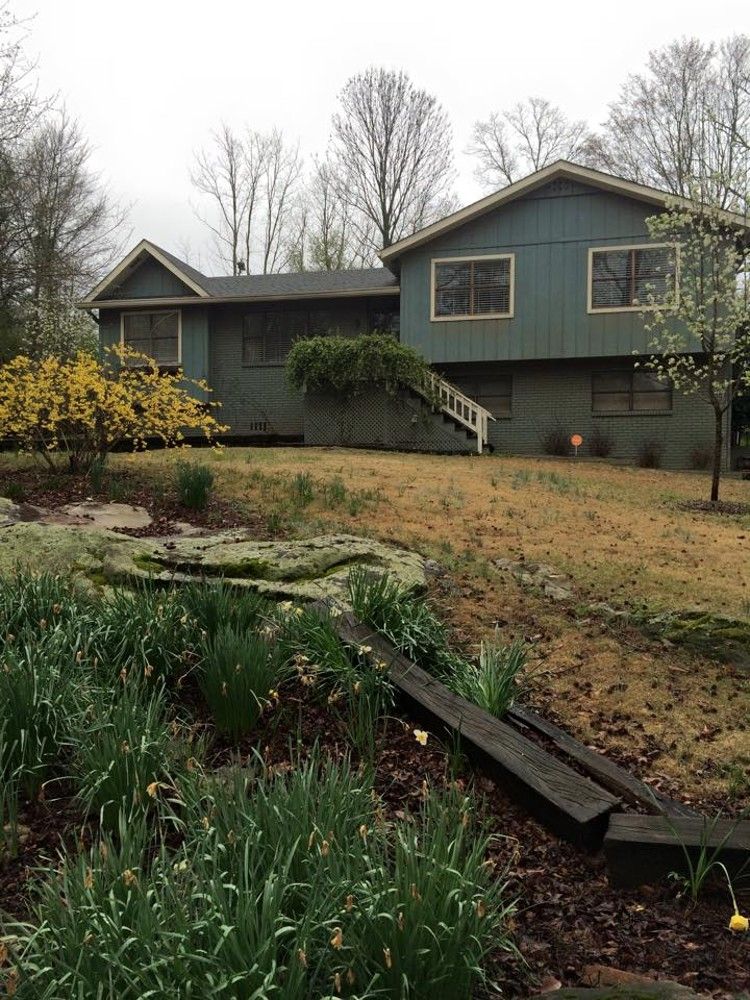 House exterior painted, deck built in Birmingham, AL – photo 22