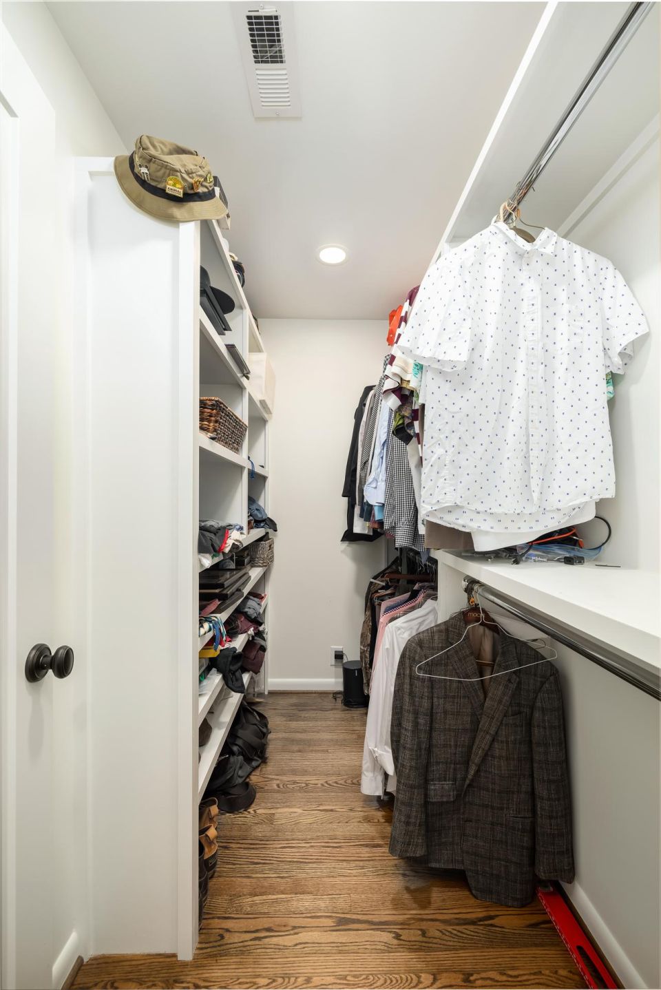 Master suite, laundry room addition and living room, kitchen remodel – photo 14