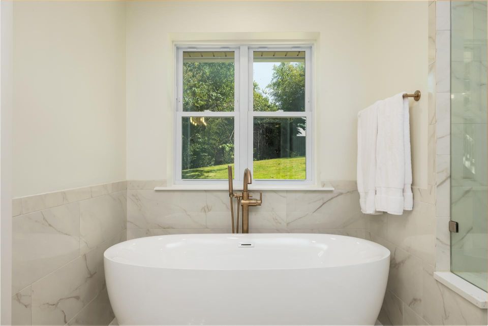 Master suite, laundry room addition and living room, kitchen remodel – photo 19