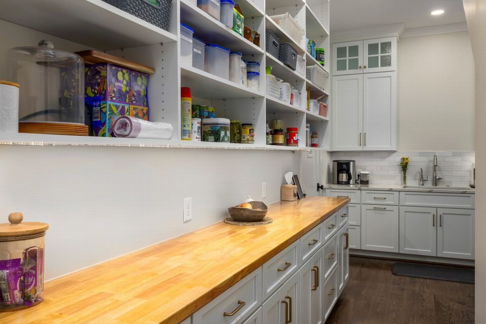 8,000 Sq Ft Home Completely Remodeled – photo 3