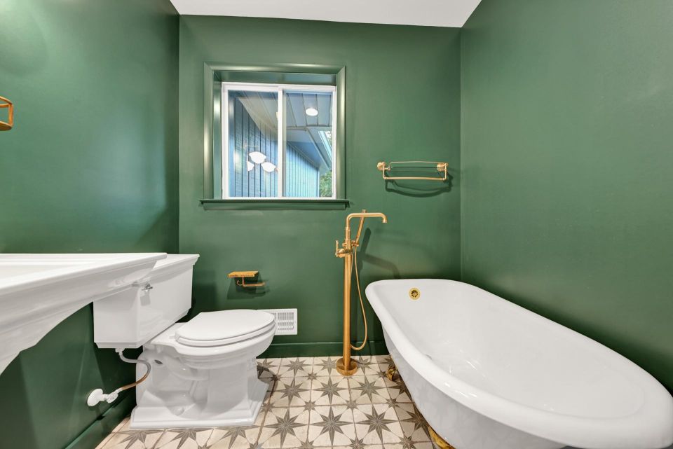 The Mack Project: A Complete Home Rebirth Inside and Out – photo 29