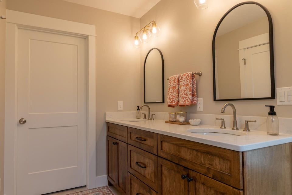 Project: The Plott Residence Transformation – photo 2