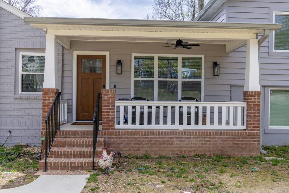 Project: The Plott Residence Transformation – photo 20