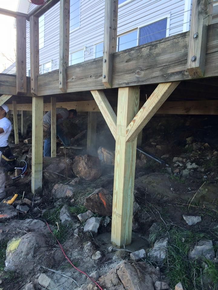 Stabilizing a deck by replacing deck posts in Birmingham, AL – photo 2