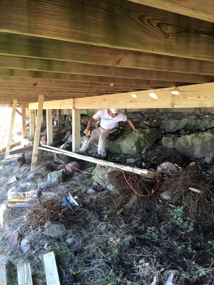 Stabilizing a deck by replacing deck posts in Birmingham, AL – photo 3