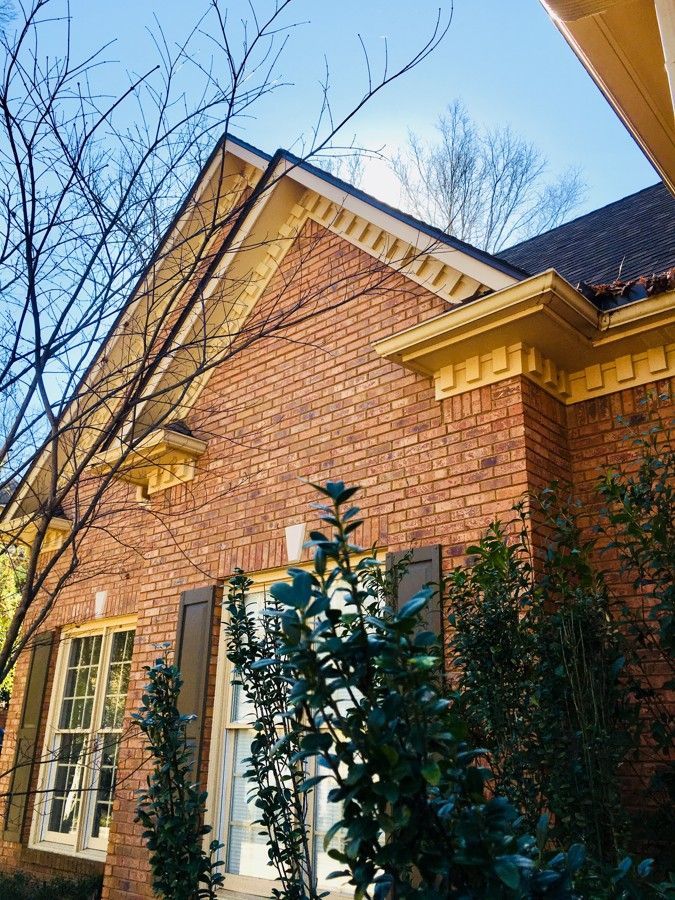 House trim repaired and painted in Birmingham, AL – photo 5
