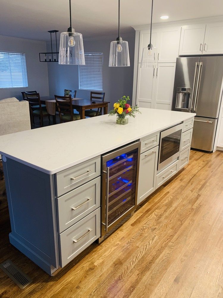 Kitchen With Island Remodeled – photo 6