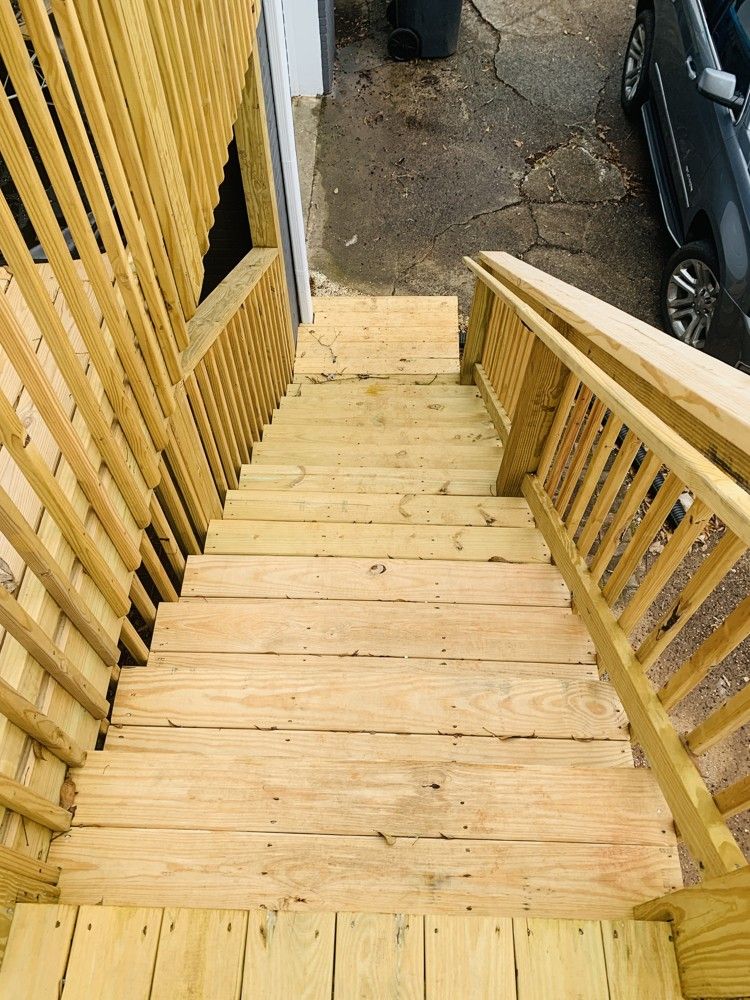 Screen Porch Added To A Home – photo 4