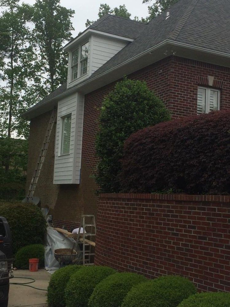 Mortar washed brick house in Greystone, AL – photo 5