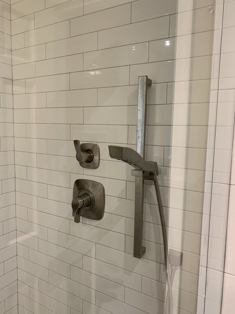 Big Glass Shower Installed – photo 10